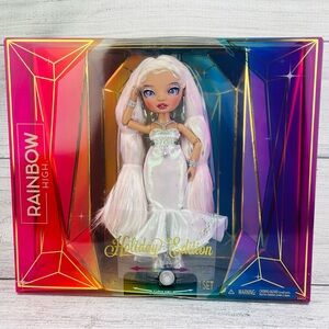 Rainbow High Holiday Edition Roxie Grand Fashion Doll Toy NEW